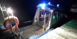 BIESZCZADY: Wznowiono poszukiwania mężczyzny, który wpadł do Jeziora Solińskiego